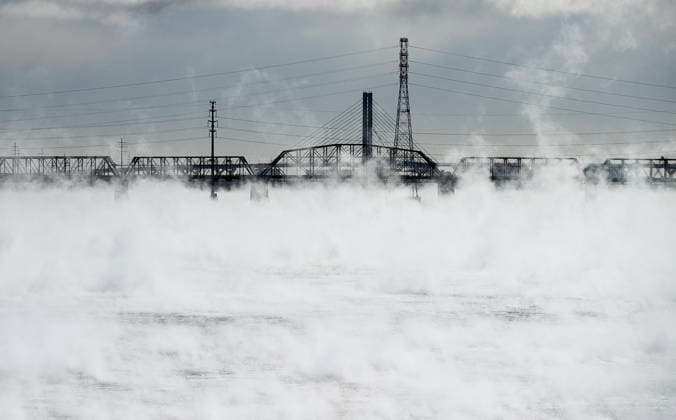 February 4, 2023, Montreal, PQ, Canada: Ice fog is shown on the St. Lawerence River during frigid temperatures in Montreal, Saturday, February 4, 2023. Environment Canada has issued an extreme cold weather warning for the region. Montreal Canada  - ZUMAc35_ 20230204_zaf_c35_006 Copyright: xGrahamxHughesx