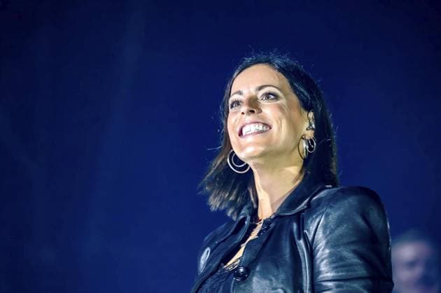 Silbermond beim Zeltfestival Ruhr *** NUR FÜR REDAKTIONELLE ZWECKE *** EDITORIAL USE ONLY ***<p>Stefanie Kloß singt am Freitag, 26. August 2022 in Bochum mit ihrer Band Silbermond beim Zeltfestival Ruhr am Kemnader See. Deutschland NRW Bochum Copyright: IngoxOtto *** Silbermond at the Zeltfestival Ruhr FOR EDITORIAL PURPOSES ONLY EDITORIAL USE ONLY p Stefanie Kloß sings with her band Silbermond at the Zeltfestival Ruhr at the Kemnader Lake Germany NRW Bochum on Friday, August 26, 2022 in Bochum Copyright IngoxOtto Copyright: IngoxOtto doc7mhhg9r3tnb9k31hfcv ,EDITORIAL USE ONLY
