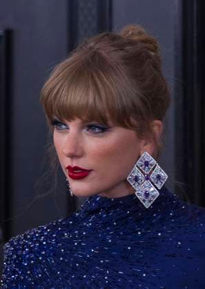 February 5, 2023, Los Angeles, California, USA: Taylor Swift on the red carpet of the 65th Annual Grammy Awards held on Sunday February 5, 2023 at Crypto Arena in Los Angeles, California. PI Los Angeles USA - ZUMAp124 20230205_zaa_p124_052 Copyright: xJAVIERxROJASx