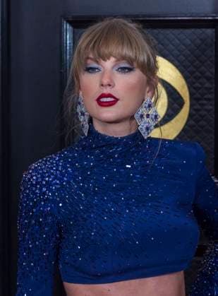 February 5, 2023, Los Angeles, California, USA: Taylor Swift on the red carpet of the 65th Annual Grammy Awards held on Sunday February 5, 2023 at Crypto Arena in Los Angeles, California. PI Los Angeles USA - ZUMAp124 20230205_zaa_p124_064 Copyright: xJAVIERxROJASx