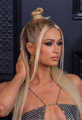 February 5, 2023, Los Angeles, California, USA: Paris Hilton on the red carpet of the 65th Annual Grammy Awards held on Sunday February 5, 2023 at Crypto Arena in Los Angeles, California. PI Los Angeles USA - ZUMAp124 20230205_zaa_p124_094 Copyright: xJAVIERxROJASx