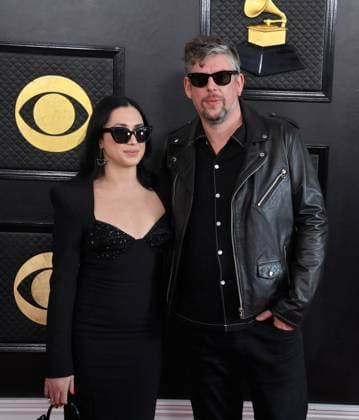 Michelle Branch and Patrick Carney attend the 65th annual Grammy Awards at the Crypto.com Arena in Los Angeles on Sunday, February 5, 2023.  LAP20230205151 JIMxRUYMEN