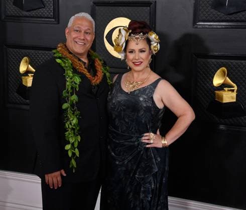 (L-R) Idlani Kamauu and Natalie Ai Kamauu attend the 65th annual Grammy Awards at the Crypto.com Arena in Los Angeles on Sunday, February 5, 2023.  LAP20230205711 JIMxRUYMEN