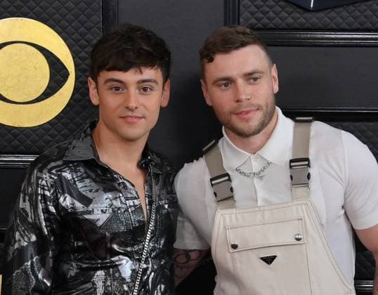 Tom Daley and Gus Kenworthy attend the 65th annual Grammy Awards at the Crypto.com Arena in Los Angeles on Sunday, February 5, 2023.  LAP20230205316 JIMxRUYMEN