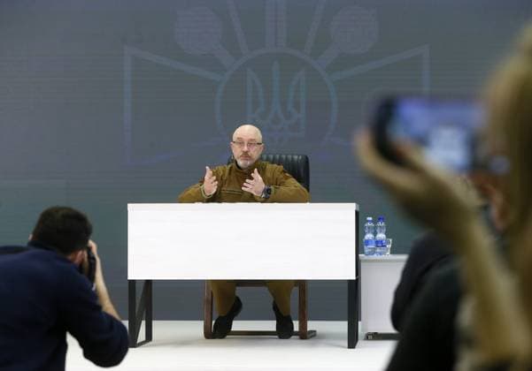 A News Conference Of Minister Of Defence Of Ukraine Oleksii Reznikov In Kyiv Minister of Defence of Ukraine Oleksii Reznikov answers journalists questions during his news conference in Kyiv, Ukraine 5 February 2023, amid Russia s invasion of Ukraine. Oleksii Reznikov stated that the Ukraine s Defense Forces expect possible offensives from Russia before the symbolic date of 24 February, when the full-scale invasion began a year ago, but urged to trust only official information, according to local media. Kyiv Ukraine  Copyright: xSTRx originalFilename: sindeyev-notitle230205_npP4Z.jpg