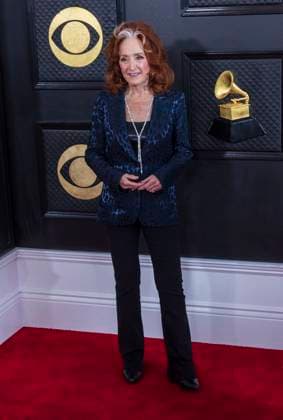 February 5, 2023, Los Angeles, California, USA: Bonnie Raitt on the red carpet of the 65th Annual Grammy Awards held on Sunday February 5, 2023 at Crypto Arena in Los Angeles, California. PI Los Angeles USA - ZUMAp124 20230205_zaa_p124_140 Copyright: xJAVIERxROJASx