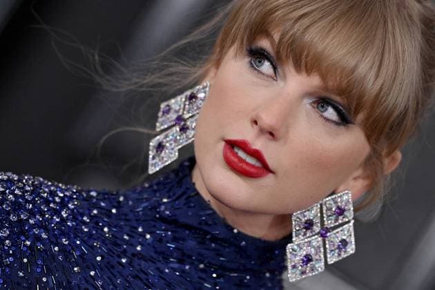 65th Annual Grammy Awards held at Crypto Arena - Arrivals Featuring: Taylor Swift Where: Los Angeles, California, United States When: 05 Feb 2023 Credit: BauerGriffin INSTARimages Copyright: xAXELLExWOUSSENx 52416125 EDITORIAL USE ONLY. NOT FOR USE BY NEWSPAPERS BASED IN THE UK.