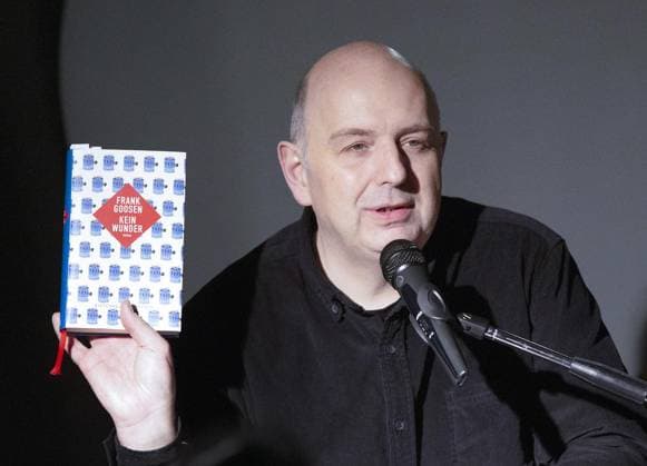 Affäre in Hattingen Blankenstein *** NUR FÜR REDAKTIONELLE ZWECKE *** EDITORIAL USE ONLY ***<p>Frank Goosen liest am Dienstag, dem 13.2.2019 in der kleinen Affäre in Hattingen Blankenstein aus seinem neuem Buch *** Kein Wunder *** DEU NRW Hattingen Copyright: Fischer *** Affair in Hattingen Blankenstein *** ONLY FOR EDITORIAL PURPOSE *** EDITORIAL USE ONLY *** P Frank Goosen reads on Tuesday, the 13 2 2019 in the small Affair in Hattingen Blankenstein from his new Book *** no Wonders *** DEU NRW Hattingen Copyright Fischer Copyright: Fischer doc7426zye1l2gq22kq12on EDITORIAL USE ONLY