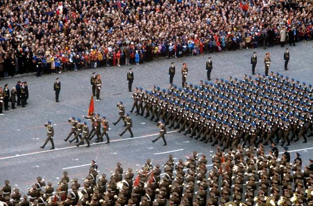 Victory Parade on Red Square 479390 09.05.1985 Military parade on Red Square in honor of the 40th anniversary of the Victory of soviet people in the Great Patriotic War of 1941-1945. Vitaliy Arutjunov Sputnik Moscow Russia  Copyright: xVitaliyxArutjunovx