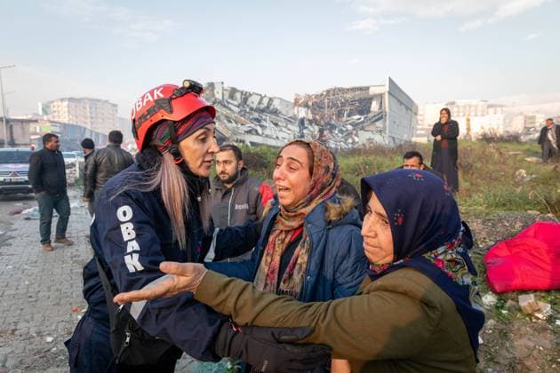 February 7, 2023: Citizens and earthquake victim rescue efforts after the earthquake in Hatay Antakya, Turkey on February 7, 2022. Search and rescue efforts continue in the wreckage of the destroyed buildings in Hatay, one day after the 7.7 and 7.6 magnitude earthquake, the epicenter of which is in the PazarcÄÂ±k and Elbistan districts of KahramanmaraAÅ¸, affecting 10 provinces. - ZUMAi72_ 20230207_znp_i72_013 Copyright: xTolgaxIldunx