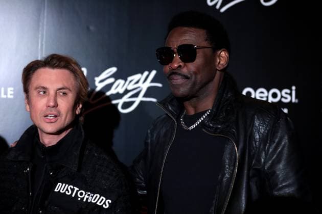 February 10, 2023, Scottsdale, Arizona, USA: Jonathan Cheban and Michael Irvin attends the G-Eazy Red Carpet at G-Eazy Red Carpet Presented by W Scottsdale & Pepsi Zero Sugar at the W Scottsdale in Scottsdale, Arizona. Scottsdale USA - ZUMAg247 20230210_znp_g247_013 Copyright: xGagexSkidmorex