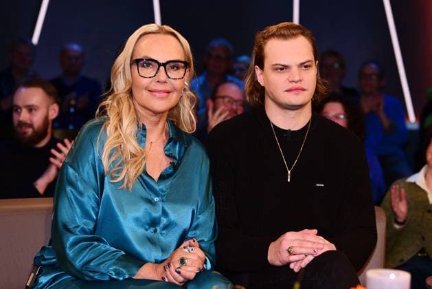 Entertainment Themen der Woche KW06 Entertainment Bilder des Tages Natascha Ochsenknecht und Wilson Gonzalez Ochsenknecht zu Gast bei der NDR Talk Show am 10.02.2023 in Hamburg NDR Talk Show am 10.02.2023 in Hamburg *** Natascha Ochsenknecht and Wilson Gonzalez Ochsenknecht as guests at the NDR Talk Show on 10 02 2023 in Hamburg NDR Talk Show on 10 02 2023 in Hamburg 