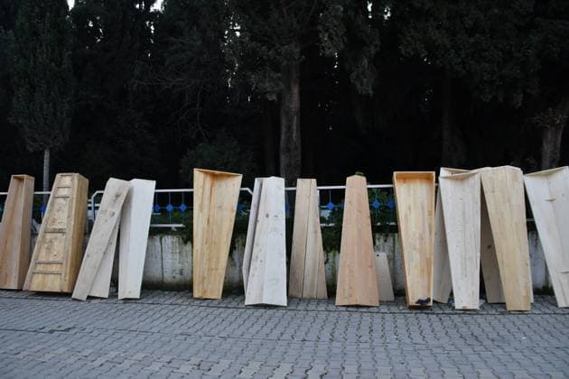 Dead bodies of those who lost their lives are brought to the Antakya Cemetery in Hatay. A powerful earthquake has hit a wide area in south-eastern Turkey, near the Syrian border, killing more than 6000 people and trapping many others. Copyright: CaglarxOskay 17841665