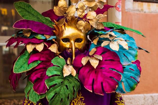 Carnival in Venice, Italy 11 February 2023, Venice, Italy. Revellers in colourful costumes celebrate the 2023 Carnival in Venice. *** Carnival in Venice, Italy 11 February 2023, Venice, Italy Revellers in colorful costumes celebrate the 2023 Carnival in Venice