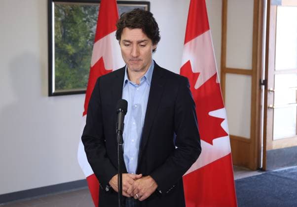 February 12, 2023, Ottawa, ON, Canada: Prime Minister Justin Trudeau speaks to the media Sunday, February 12, 2023, in Ottawa before boarding a flight to the Yukon after ordering the take down of an unidentified object that violated Canadian airspace. Ottawa Canada  - ZUMAc35_ 20230212_zaf_c35_005 Copyright: xPatrickxDoylex