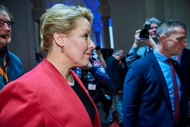 Wahlen in Berlin: Franziska Giffey DEU,Deutschland, Berlin,12.02.2023: Franziska Giffey nach der Wahlniederlage im Abgeordnetenhaus. Spitzenkandidat Kai Wegner hat mit der CDU ein starkes Wahlergebnis eingefahren. Die CDU ist stärkste Partei im Berliner Abgeordnetenhaus. *** Elections in Berlin Franziska Giffey DEU,Germany, Berlin,12 02 2023 Franziska Giffey after the election defeat in the House of Representatives Top candidate Kai Wegner has brought in a strong election result with the CDU The CDU is the strongest party in the Berlin House of Representatives