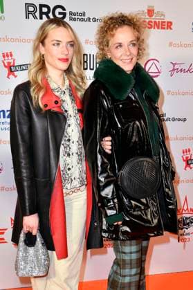Katja Riemann with daughter Paula Riemann at the presentation of the Askania Award 2023 at the Capital Club in the Hilton Hotel Berlin, 14 02 2023 Foto:xN.xKubelkax xFuturexImage