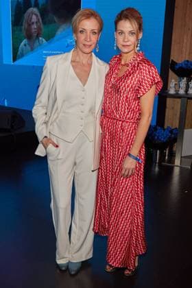 Annika Ernst and Jessica Ginkel presentation of the Blue Flower Award 2023 by Romance TV in THE REED in Berlin on 15 02 2023 Blue Flower Award 2023