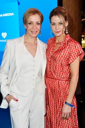 Annika Ernst and Jessica Ginkel at the presentation of the Blue Flower Award 2023 at The Reed Berlin, 15 02 2023 Foto:xN.xKubelkax xFuturexImage
