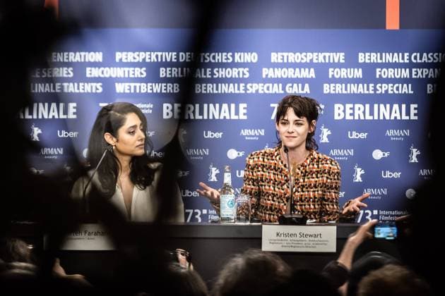 Bilder des Jahres 2023, Entertainment 02 Februar Entertainment Themen der Woche KW07 Entertainment Bilder des Tages Berlin 73. Berlinale, Berlin, Pressekonferenz, Internationale Jury, 16.02.2023, 73. Berlinale, Berlin, Pressekonferenz, Internationale Jury, 16.02.2023, Golshifteh Farahani, Kristen Stewart, *** Berlin 73 Berlinale, Berlin, Press Conference, International Jury, 16 02 2023, 73 Berlinale, Berlin, Press Conference, International Jury, 16 02 2023, Golshifteh Farahani, Kristen Stewart, Copyright: xEibner-Pressefotox EP_JBH
