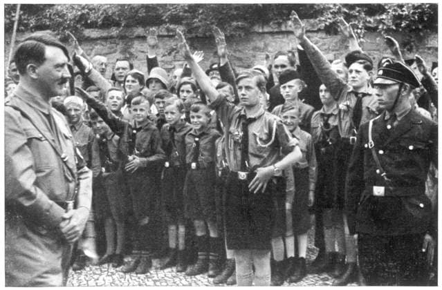 Hitlerjugend and Adolf Hitler Adolf Hitler inspects the Hiter-Jugend and receives the salute at Erfurt. Date: 1933  Copyright: Copyrightx(c)Geminix2023.xCredit:xGemini 12005323