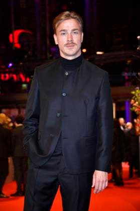 Albrecht Schuch at the festival opening and the premiere of the feature film She Came to Me at the Berlinale 2023 73 Berlin International Film Festival at the Berlinale Palast Berlin, 16 02 2023 Foto:xN.xKubelkax xFuturexImage