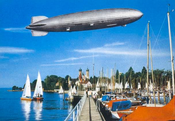 ZEPPELIN HINDENBURG Zeppelin LZ-129 Hindenburg . one of the most successful of the passenger-carrying Zeppelins until its spectacular accident, seen over the Bodensee Date: 1936  Copyright: Copyrightx(c)Geminix2023.xCredit:xGemini 13843254