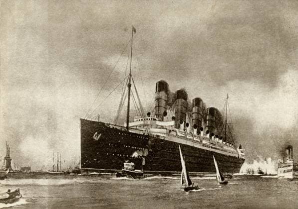 Cunard Liner Lusitania 1915 The Cunard liner Lusitania was torpedoed by German submarine off the south coast of Ireland on 7th May 1915, and sank within half an hour, of the 1,906 persons on board, only 708 were saved. The ruthless destruction of non - combatents did much to bring the United States into World War One. Date: 1915  Copyright: Copyrightx(c)Geminix2023.xCredit:xGemini 13846819