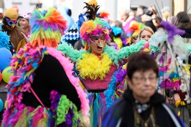 IMAGO Creative, Gesellschaft, Fasching Bilder des Jahres 2023, News 02 Februar News Themen der Woche KW07 Fastnachtsumzug iHanau Steinheim 19.02.2023 Hanau Fastnachtsumzug 2023 Hanau im Stadtteil Steinheim. Frankfurt Frankfurt Hessen Germany *** Fastnachtsumzug iHanau Steinheim 19 02 2023 Hanau Fastnachtsumzug 2023 Hanau in the district of Steinheim Frankfurt Frankfurt Hesse Germany