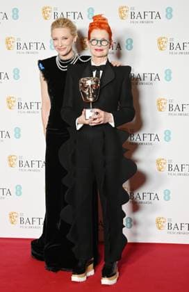Entertainment Themen der Woche KW07 Entertainment Bilder des Tages 76th EE British Academy Film Awards (BAFTAs) at Royal Festival Hall - Winners Room Featuring: Cate Blanchett and Sandy Powell Where: London, United Kingdom When: 19 Feb 2023 Credit: Cover Images Copyright: xx 52457438 EDITORIAL USE ONLY. NOT FOR USE BY NEWSPAPERS BASED IN THE UK.