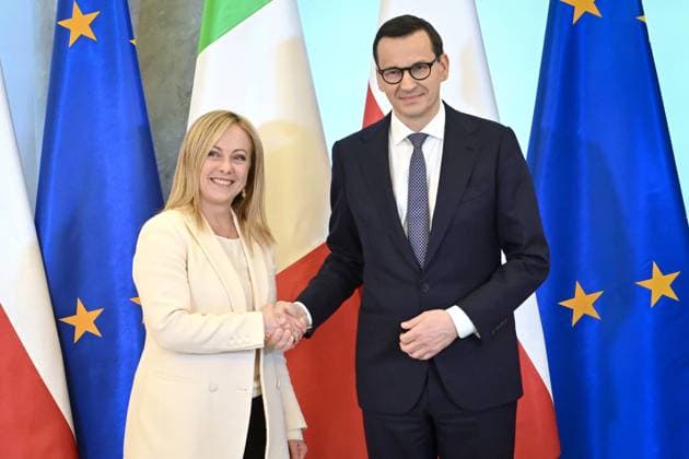 News Themen der Woche KW08 News Bilder des Tages 20.02.2023 WARSZAWA WIZYTA PREMIER WLOCH GIORGIA MELONI W POLSCE SPOTKANIE Z MATEUSZEM MORAWIECKIM N Z GIORGIA MELONI MATEUSZ MORAWIECKI FOT DAMIAN BURZYKOWSKI NEWSPIX.PL --- Newspix.pl Italian Prime Minister Giorgia Meloni visits Warsaw. POLAND OUT!  DB200223_041