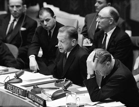 NEW YORK 1961 02 15 Secretary General Dag Hammarskjöld speaks at the UN New York USA x1902x  Copyright: xTTxHISTORICALx DAY HAMMER SHIELD UN