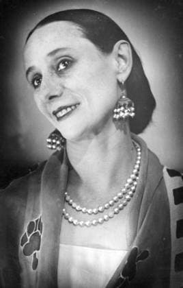 SEKLET-KULTUR-30 En av seklet mest kända ballerinor, ryskan Anna Pavlova dör i januari 1931. En av henes partners var den ryktbare Vaslav Nijinski och hon tillhöre även Sergej Diaghilevs världskända balettkompani Ryska baletten . Bilden är tagen under Pavlovas gästspel i Stockholm i maj 1927. STOCKHOLM Sverige PB-KOD: 194 x194x *** SECRET CULTURE 30 One of the most famous ballerinas of the century, the Russian Anna Pavlova, dies in January 1931 One of her partners was the famous Vaslav Nijinsky and she also belonged to Sergei Diaghilevs world-famous ballet company The Russian Ballet The picture was taken during Pavlovas guest performance in Stockholm in May 1927 STOCKHOLM Sweden PB KOD 194 x194x  Copyright: xPressensxBildx SEK30PAVLOVA