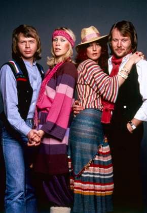 1976 Svenska popgruppen ABBA med fr. v. Björn Ulvaeus, Agnetha Fälrskog, Anni-Frid Lyngstad och Benny Andersson 1976. x50020x *** 1976 Swedish pop group ABBA with from left Björn Ulvaeus, Agnetha Fälrskog, Anni Frid Lyngstad and Benny Andersson 1976 x50020x  Copyright: xLeifxRxJansson TTx ABBA 1976
