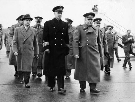 STOCKHOLM 1958 NOV Swedish Air Colonel Stig Wennerström receives a Russian military delegation visiting Stockholm in November 1958 Wennerström was sentenced to life imprisonment for aggravated espionage 1964 Stockholm Sweden x37770x  Copyright: xRB TTx WENNERSTRÖMAFFÄREN