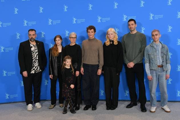 Entertainment Bilder des Tages 73rd Berlinale. Berlin International Film Festival. Photocall with MUSIC movie cast Angela Schanelec Aliocha Schneider Agathe Bonitzer Thomas Bohlen Starface 288848 2023-02-21 Berlin Allemagne  Copyright: xThomasxBohlenx STAR_288848_008