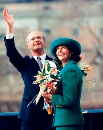 Stockholm 1996-04-30 Kung Carl XVI Gustaf tillsammans med drottning Silvia pa sin 50-arsdag Stockholm Sverige x50040x *** Stockholm 1996 04 30 King Carl XVI Gustaf with Queen Silvia on his 50th birthday Stockholm Sweden x50040x  Copyright: x50020x KUNG CARL GUSTAF 50 AR