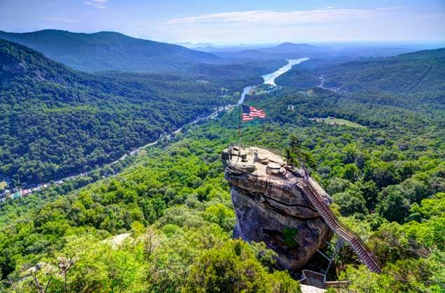 Chimney Rock at Chimney Rock State Park in North Carolina, USA. Copyright: xseanxpavonex xDesignxPicsx , 32080358 Copyright: seanxpavonex xDesignxPics 32080358