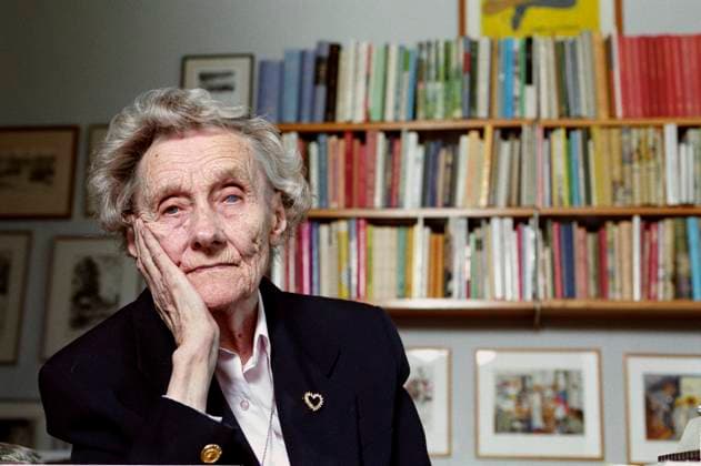 STOCKHOLM 19970404 Swedish author Astrid Lindgren during an interview by German magazine Stern at her home in Stockholm Sweden April 4, 1997. STOCKHOLM SVERIGE x1014x *** STOCKHOLM 19970404 Swedish author Astrid Lindgren during an interview by German magazine Stern at her home in Stockholm Sweden April 4, 1997 STOCKHOLM SVERIGE x1014x  Copyright: xTobiasxRöstlundx xTTx x ASTRID LINDGREN