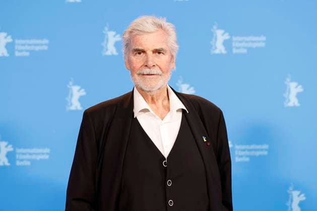 Peter Simonischek beim Der vermessene Mensch Photocall im Rahmen der 73. Internationale Filmfestspiele Berlinale am 22.02.2023 in Berlin Berlinale 2023- Der vermessene Mensch Photo Call & Premiere mit Peter Simonischek *** Peter Simonischek at The Presumptuous Man Photocall during the 73 Berlinale International Film Festival on 22 02 2023 in Berlin Berlinale 2023 The Presumptuous Man Photo Call Premiere with Peter Simonischek 