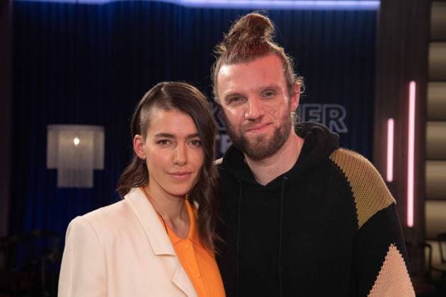Alina SUEGGELER, Süggeler, Saengerin, und Andreas WEITZEL, Musiker, beide von der Band Frida Gold, zu Gast in der Sendung ,,Koelner Treff,, im WDR Fernsehen, 23.02.2023. *** Alina SUEGGELER, Süggeler, singer, and Andreas WEITZEL, musician, both from the band Frida Gold, as guests in the program ,,Koelner Treff,, on WDR television, 23 02 2023