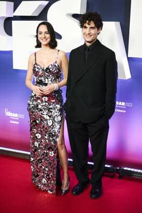 Noemie Merlant et Louis Garrel CELEBRITES : 48e Ceremonie des Cesar - Tapis Rouge - 24 02 2023 JBAutissier Panoramic 