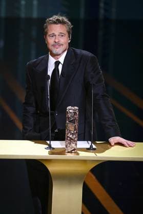 Apparition surprise de Brad Pitt pour remettre le Cesar d Honneur au realisateur David Fincher CELEBRITES : 48e Ceremonie des Cesar - 24 02 2023 JBAutissier Panoramic 