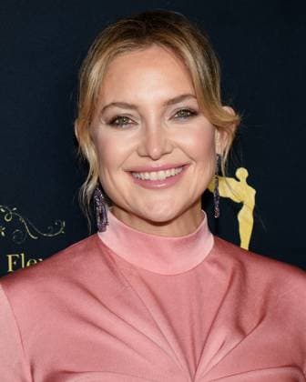 24 February 2023 - Beverly Hills, California - Kate Hudson. Hollywood Critics Association s 2023 HCA Film Awards at Beverly Wilshire, A Four Seasons Hotel. Photo Credit: Billy Bennight AdMedia 288988 2023-02-24 California Beverly Hills Etats-Unis  Copyright: xAdMediax STAR_288988_048