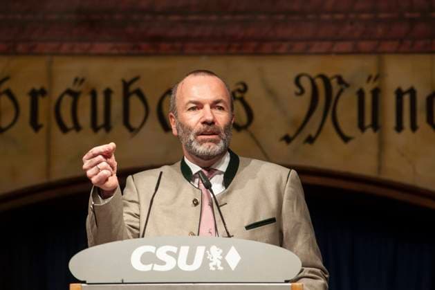 Muenchen, 56. Schwabinger Fischessen des CSU Kreisverbandes Schwabing im Festsaal des Hofbraeuhauses, es spricht Festredner Manfred Weber, Fraktionsvorsitzender der EVP *** Munich, 56 Schwabing fish dinner of the CSU Schwabing district association in the ballroom of the Hofbraeuhaus, the keynote speaker is Manfred Weber, chairman of the EPP parliamentary group