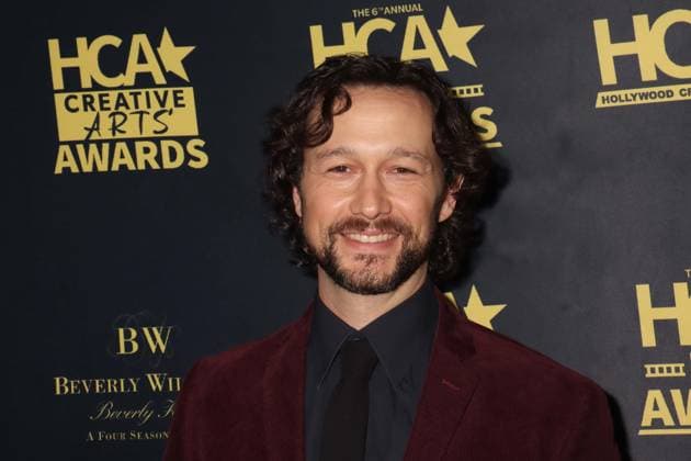 Joseph Gordon-Levitt 02 24 2023 Hollywood Critics Association?s 2023 HCA Film Awards held at the Beverly Wilshire, A Four Seasons Hotel in Beverly Hills, CA.  Copyright: xI.xHasegawax 34489-036HNW