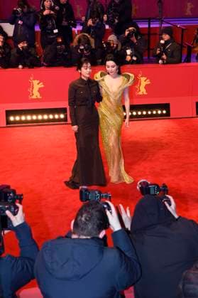 Lee Joo young and Fan Bingbing at the Closing Ceremony with Award Ceremony at the Berlinale 2023 73 Berlin International Film Festival at the Berlinale Palast Berlin, 25 02 2023 Foto:xC.xNiehausx xFuturexImage