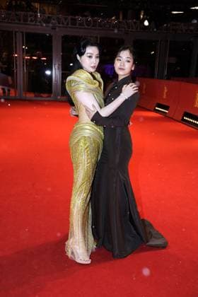 Fan Bingbing and Joo Young Lee arriving for the closing ceremony at the Berlinale Palace of the 73 Berlinale International Film Festival on 25 02 2023 in Berlin Berlinale 2023 closing ceremony Closing Ceremony Night
