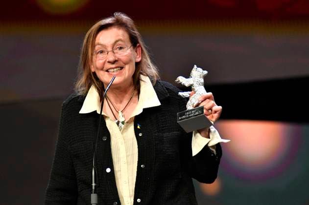 Helene Louvart with the Silver Bear for Outstanding Artistic Achievement for Cinematography for Disco Boy at the Closing Ceremony with Award Ceremony at the Berlinale 2023 73 Berlin International Film Festival at the Berlinale Palast Berlin, 25 02 2023. Foto:xN.xKubelkax xFuturexImage