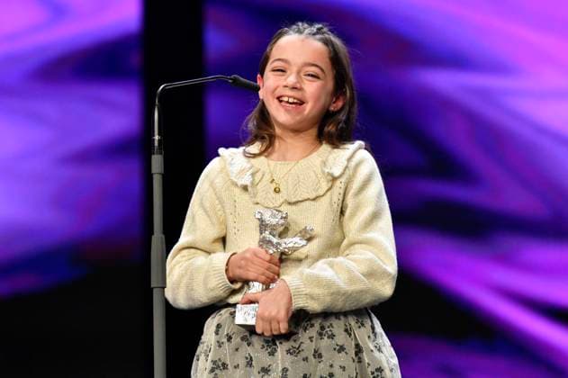 Sofia Otero with the Silver Bear for Best Acting Performance in a Leading Role for 20 000 especies de abejas 20,000 Species of Bees at the Closing Ceremony with Awards Ceremony at the Berlinale 2023 73 Berlin International Film Festival at the Berlinale Palast Berlin, 25 02 2023. Foto:xN.xKubelkax xFuturexImage